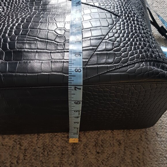 BNWT Frankie Morello genuine leather bag - Picture 2 of 12